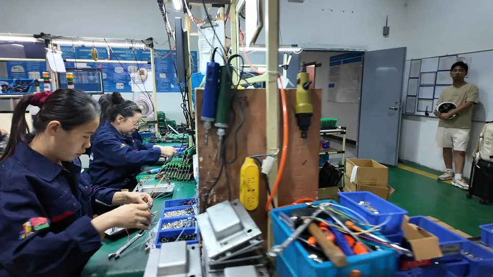 电子产品装配工位